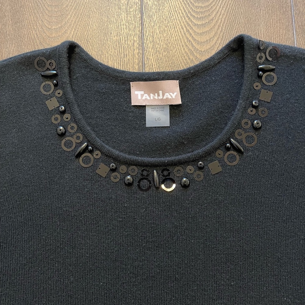 TanJay Woman’s Black Sweater with Embellished Detail.  Size Large
